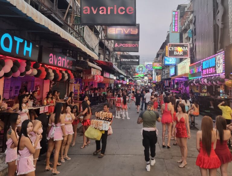 Pattaya Diary 15.3.26: Into the Fray
