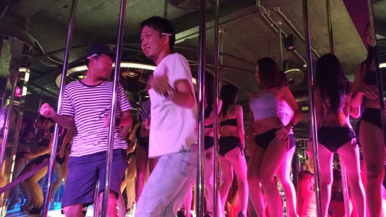 Why I Hate Tourists (OP 2018)